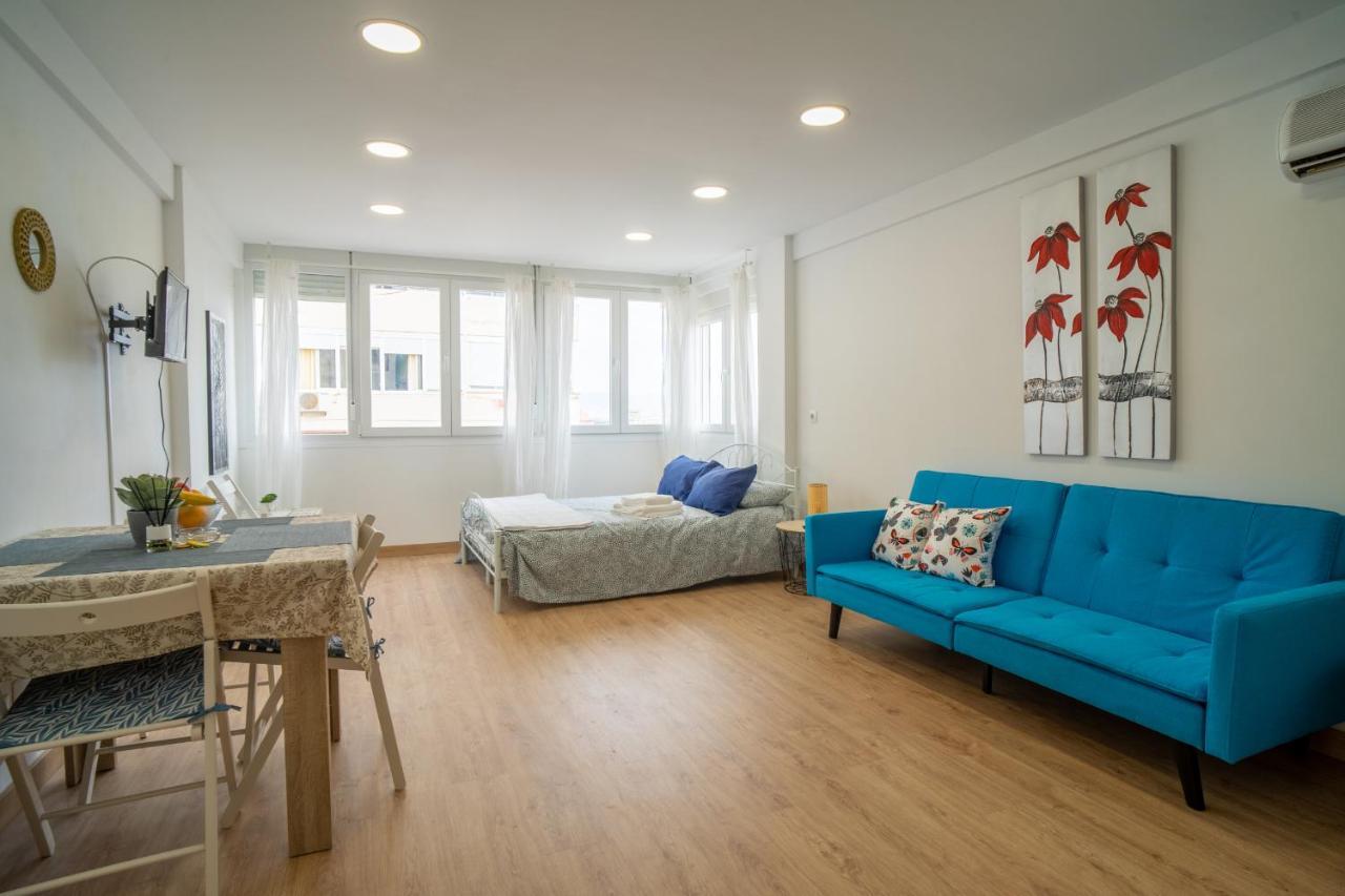 Apt. P/3 10' From The Beach W/Wifi In Torremolinos Extérieur photo