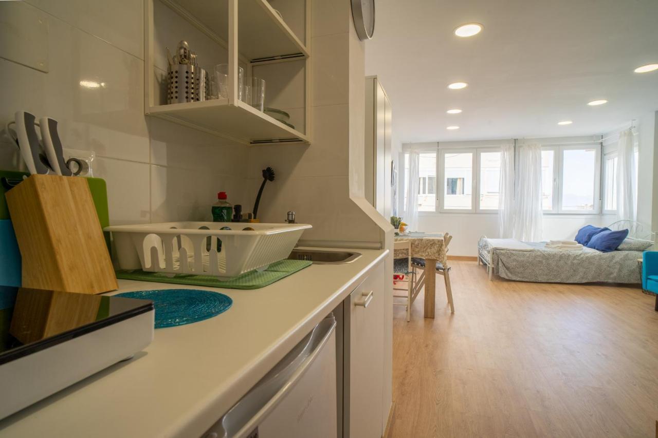 Apt. P/3 10' From The Beach W/Wifi In Torremolinos Extérieur photo